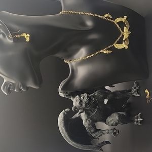 Rare Verameat necklace with earrings- featuring birds of prey